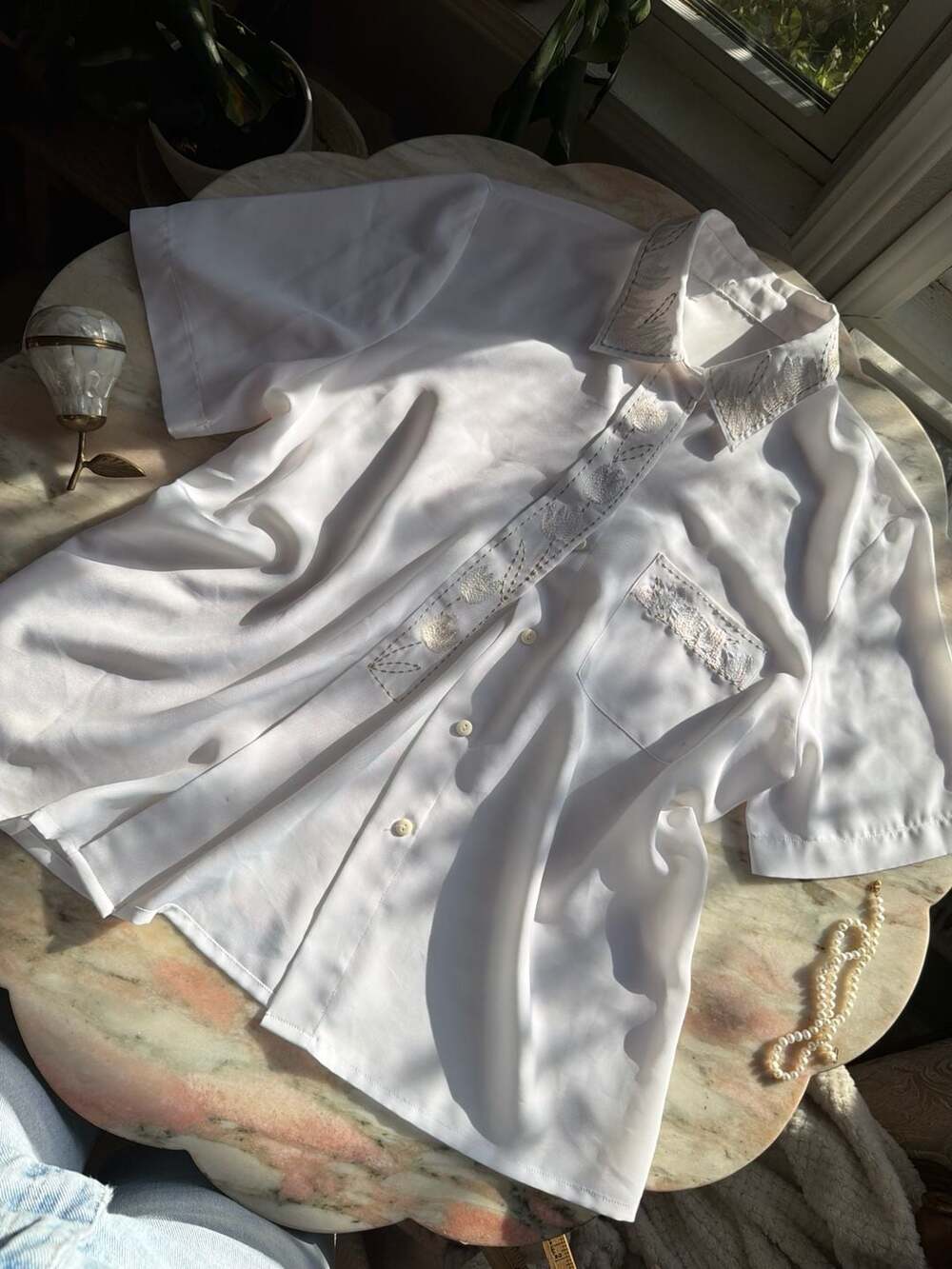 Vintage Embroidered Tulip Short Sleeve Button Up Blouse
